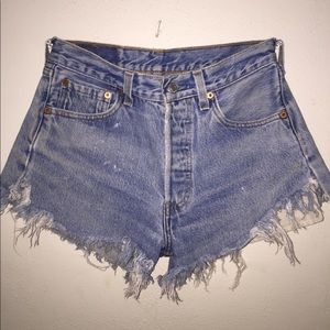 Levi’s 501 jean shorts, light blue